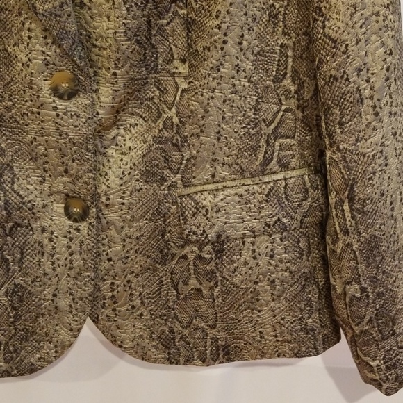 💥Chico's Animal Print Metallic Blazer - Picture 4 of 8